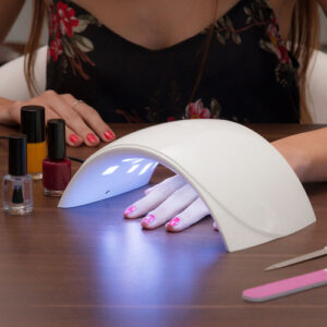 Lámpara profesional LED/UV para uñas InnovaGoods